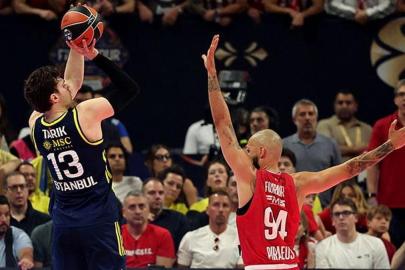EUROLEAGUE FINAL-FOUR: Son şampiyon Atina'da mağlup... Olympiacos - Fenerbahçe Beko maç sonucu 76-61