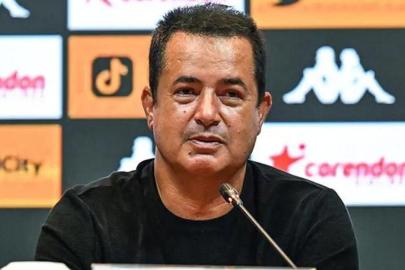 Fenerbahçe'den Acun Ilıcalı ve Hull City'ye tebrik paylaşımı