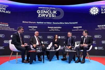 GAZETECİLER, GENÇLERLE TECRÜBELERİNİ PAYLAŞTI