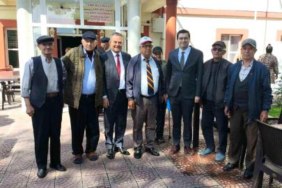 Genel Müdür Sezen, huzurevi sakinlerinin tecrübelerini dinledi