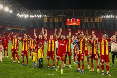 Göztepe, Avrupa umutlarını son haftaya taşıdı