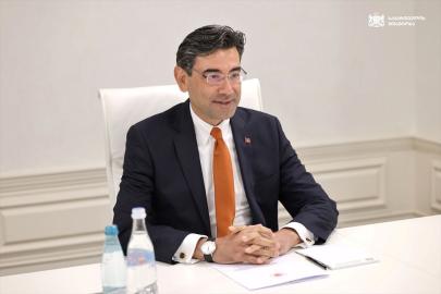 Gürcistan Başbakanı Kobakhidze, Türkiye'nin Tiflis Büyükelçisi Arı'yı kabul etti