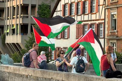İsviçre'nin Basel kentinde Filistin'e destek eylemi düzenlendi