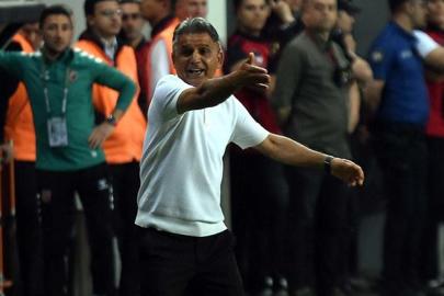 Karşıyaka taraftarından Burhanettin Basatemür çağrısı