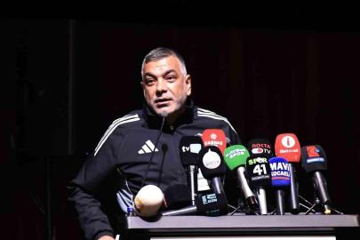 Kocaelispor'da kongre sürüyor, söz delegelerde