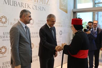 Mardin'de farklı inanç gruplarının temsilcileri bayramlaşma programında buluştu