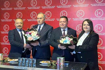 MHP Grup Başkanvekili Akçay, Demirci'de temaslarda bulundu