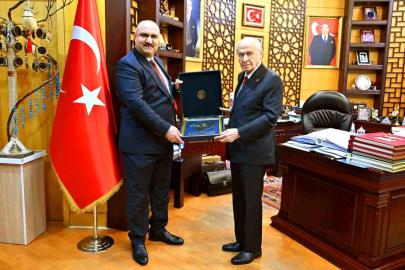 MHP Lideri Bahçeli, Kerkük Valisi Ağa'yı kabul etti