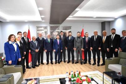 MHP'den Adalet Bakanı Akın Gürlek'e samimi ve sıcak karşılama