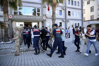 Muğla merkezli "Daltonlar" suç örgütü operasyonunda gözaltına alınan zanlılardan 10'u tutuklandı
