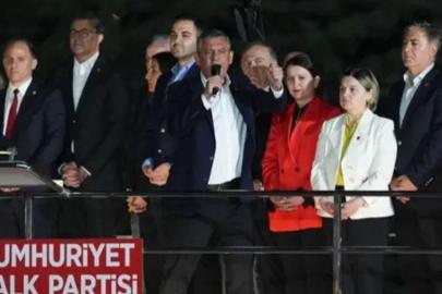 Özel, Kılıçdaroğlu ile telefonda ne konuştuklarını anlattı: En kısa zamanda sandık istiyoruz, kurultay istiyoruz