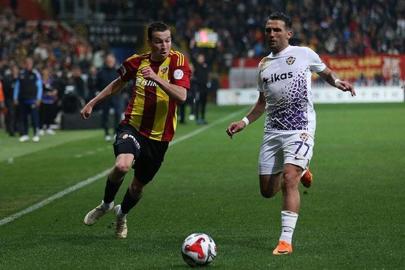 (ÖZET) Kayseri'de kümede kalma savaşı: Kayserispor ile Eyüpspor yenişemedi (Maç Sonucu 1-1)
