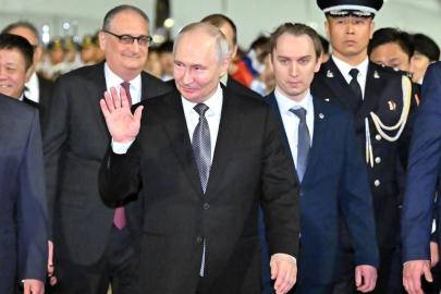 Rusya Devlet Başkanı Putin Resmi Ziyaret İçin Çin'de