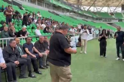 Sakaryaspor Olağan Genel Kurulu çıkan gerginlik nedeniyle ertelendi