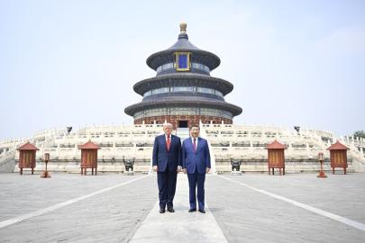 Şi ve Trump, Cennet Tapınağı'nı ziyaret etti
