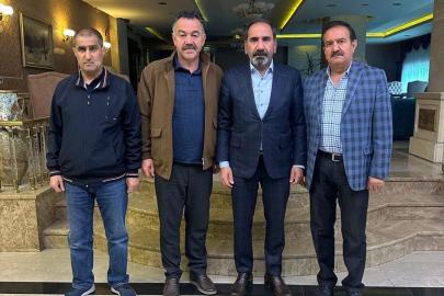 Sivasspor Divan Kurulu üyeleri, TFF Başkan Vekili Mecnun Otyakmaz ile görüştü