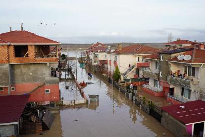 Tokat’ta sel ve su baskınları: 15 mahalle ve köyler tahliye edildi, eğitime 3 gün ara