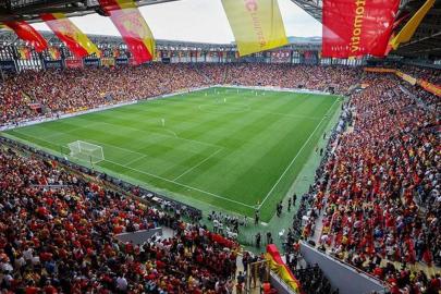 Tribünde lider Göztepe