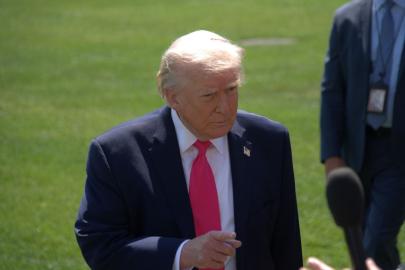 Trump: Hürmüz Boğazı'nda ücretli geçişi kabul etmiyoruz