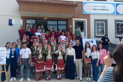Üniversiteliler ilk ve ortaokul öğrencileriyle buluştu