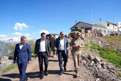 Vali Taşyapan, güvenlik güçleriyle bir araya geldi