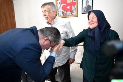 Vali Yılmaz'dan şehit ailesine bayram ziyareti