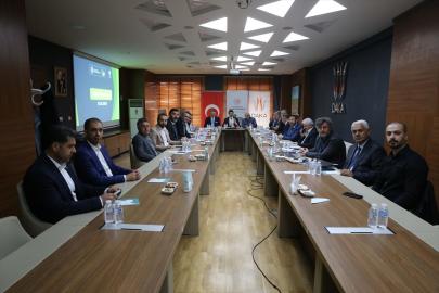 Van'da İran ile ekonomik ilişkilerin konuşulduğu toplantı yapıldı