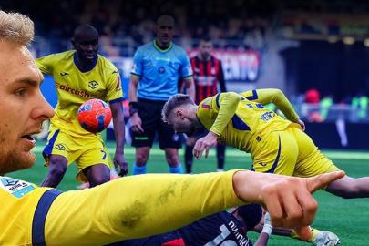 Victor Nelsson küme düştü! İtalya Serie A'ya veda ettiler: Gitmek için ısrar etmişti