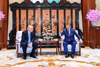 Xi ve Trump, Beijing'de Özel Bir Görüşme Gerçekleştirdi