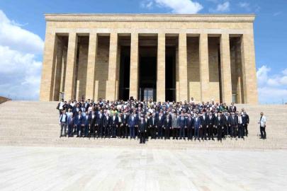 Aziz Yıldırım, Anıtkabir'i ziyaret etti