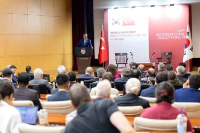 Bakan Fidan, Kore Üniversitesi'nde 143. Uluslararası Politika Forumu'nda hitapta bulundu