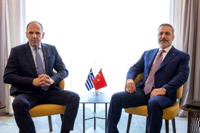 Bakan Fidan, Sofya'da Yunan mevkidaşı ile görüştü