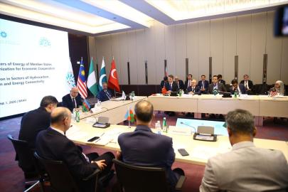 Bakü'de D8 Enerji Bakanları 1. Toplantısı yapıldı