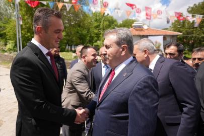 BBP Genel Başkanı Destici, Kuşçu'da partisinin ve MHP'nin seçim ofisini ziyaret etti