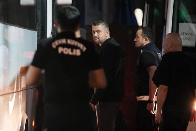 Buca Belediyesi "yolsuzluk" soruşturmasında 54 şüpheli adliyeye sevk edildi