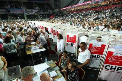 CHP'de olağanüstü kurultay çağrısı yapılan ortak bildiriye 27 milletvekili imza atmadı