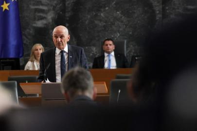 Çin Başbakanı Li, Slovenya'nın Yeni Başbakanı Jansa'ya Kutlama Mesajı Gönderdi