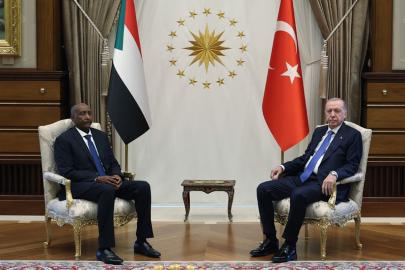 Erdoğan ile Burhan Görüşmesinde Bölgesel Konular ve İkili İlişkiler Ele Alındı