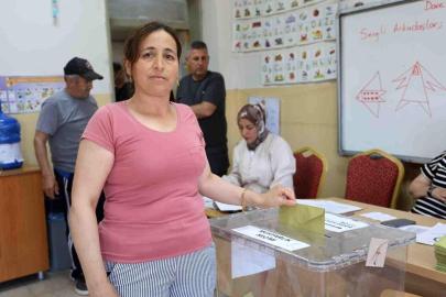 Hatay'da 5 mahallede muhtarlık ara seçimi heyecanı