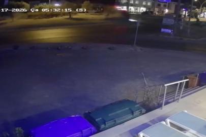 Otomobil, kavşakta takla attı; 2'si ağır 3 yaralı