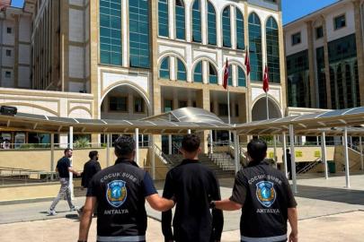 "12'den sonra Antalya'da devlet biziz' diye paylaşım yaptı, gece operasyonuyla yakalandı