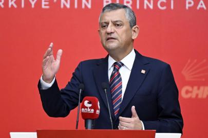 Sinan Burhan: 1 hafta içinde CHP, Özgür Özel'i ihraç edecek
