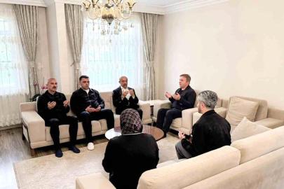 Vali Aydoğdu'dan İl Milli Eğitim Müdürü Kartal'a taziye ziyareti