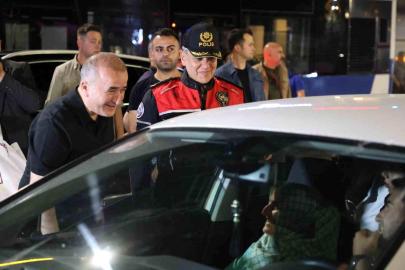 Vali Hatipoğlu asayiş uygulamasına katıldı: "7 gün 24 saat esasıyla sahadayız"