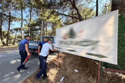 Zabıta affetmedi! Usulsüz tabelalar indirildi