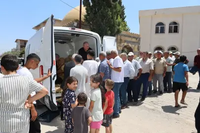Hatay Büyükşehir'den vatandaşlara 100 ton kavun