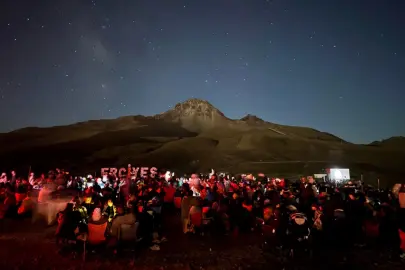 Kayseri Büyükşehir gökyüzü tutkunlarını Erciyes'te buluşturacak
