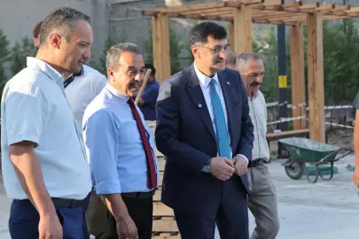 Kütahya Ulucami'deki çalışmalara Başkan Kahveci'den sıkı takip