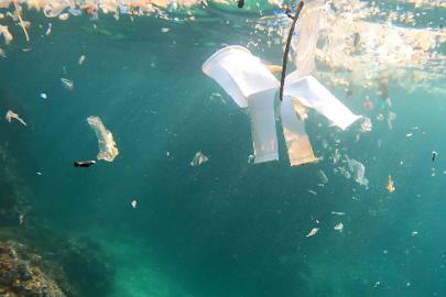 Mikroplastik kirliliği, su altında daha yoğun