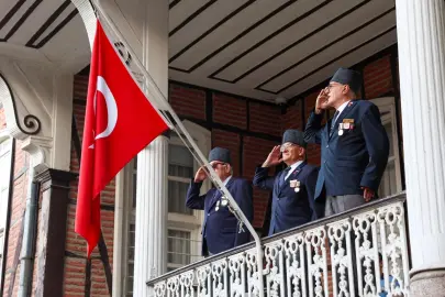 Bursa'nın kurtuluş coşkusu Tarihi Belediye Binası'nda